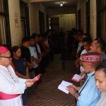 Mgr. Maksimus Regus Sambangi 38 Tahanan di Rutan Polres Mabar Mgr. Maksimus Regus Sambangi 38 Tahanan di Rutan Polres Mabar