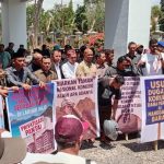 Aksi FMPD di Labuan Bajo; Tri Dedy Serukan DPRD Tidak Lagi Menipu Rakyat