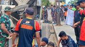 KEREN! Komodo Runners Perbaiki Jalan Berlubang Labuan Bajo, Ojek Online: Sekarang Lebih Aman!