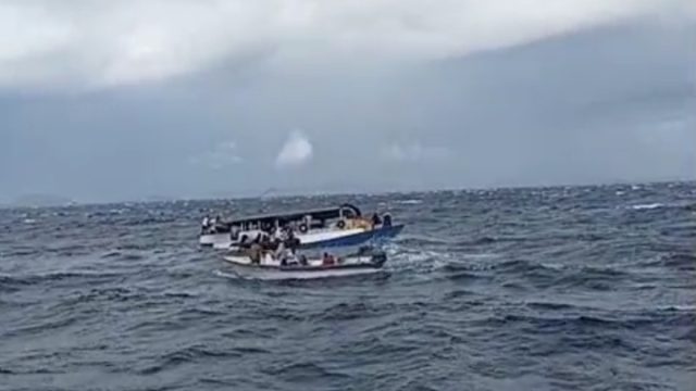 Data BMKG Ungkap Kondisi Laut Ekstrem, KM Hinaya Terombang-ambing di Komodo