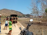 Diguncang Gempa, Dikepung Air Laut SDN Nanga Boleng Bangun Harapan dari Bambu 